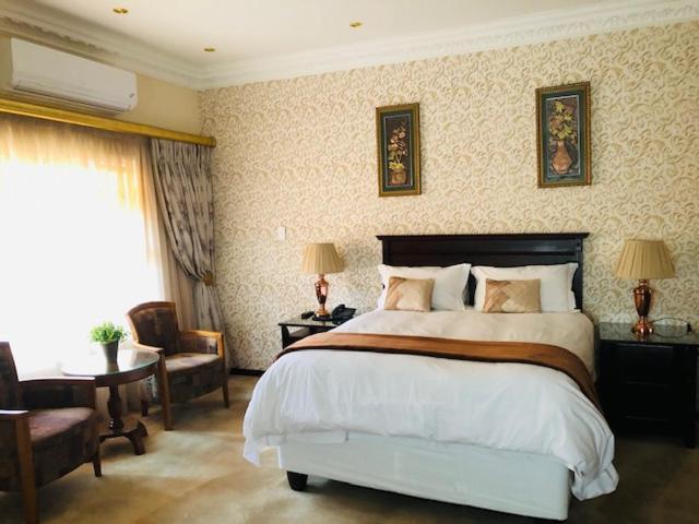 Ekupholeni Garden Villas Манзини Екстериор снимка